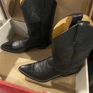 Women’s cowboy boot